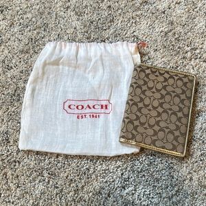 Coach billfold with dust cover